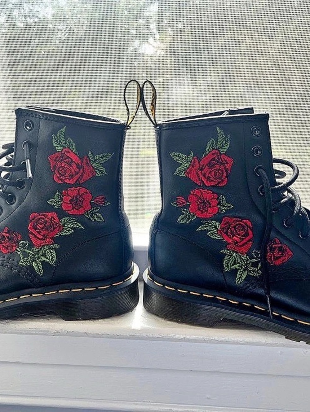 Dr. Martens 1460 Pascal Floral Combat Boots Black & Red UK 4 US 6